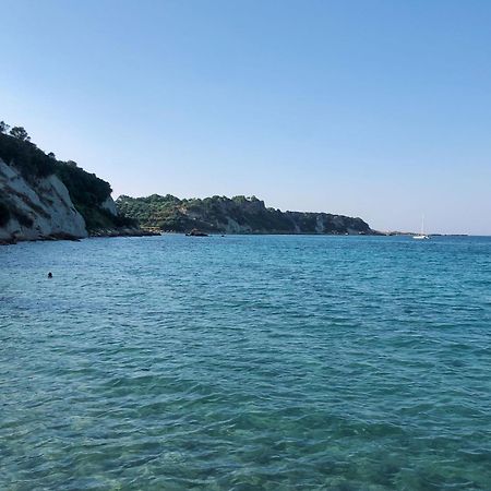 Stamiris Beach Hotel Vasilikos  Bagian luar foto