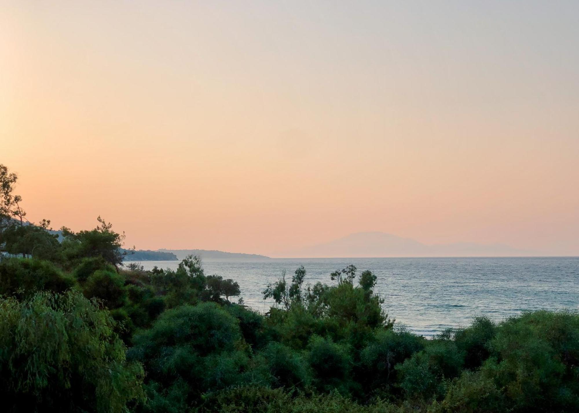 Stamiris Beach Hotel Vasilikos  Bagian luar foto