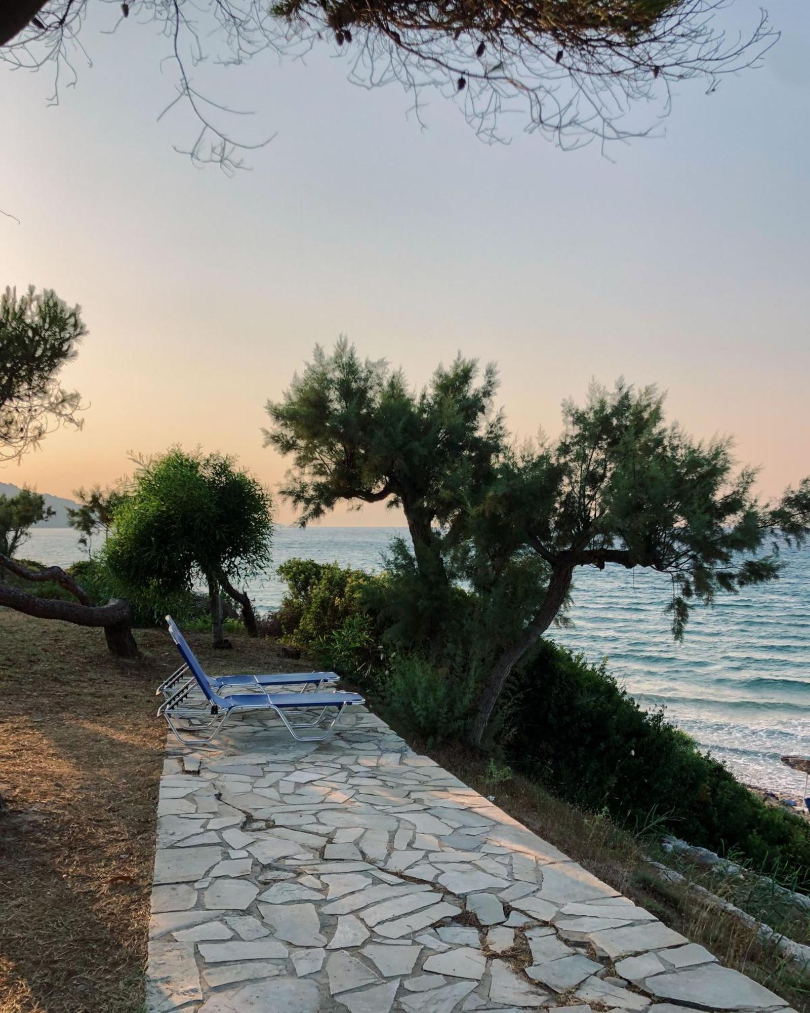 Stamiris Beach Hotel Vasilikos  Bagian luar foto